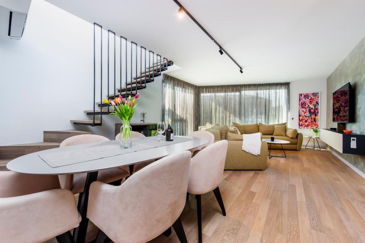 The Grand Apartment Rovinj Exterior photo